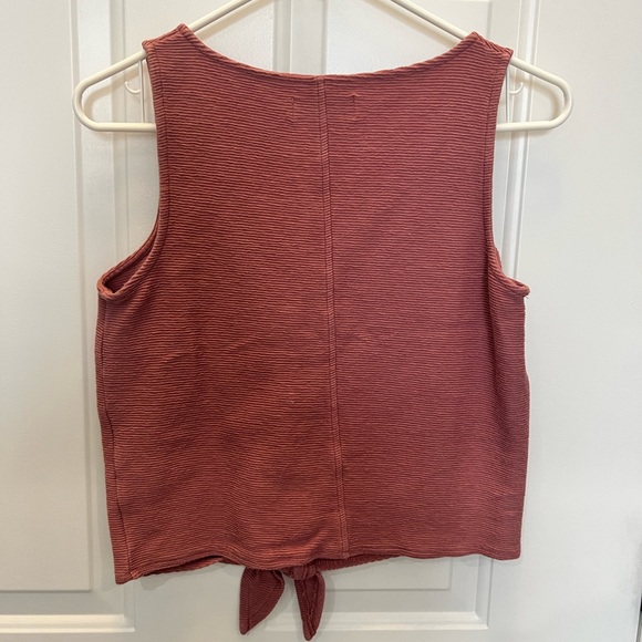 Madewell Texture and Thread Button Tank Top with Tie in Mauve - Picture 4 of 6